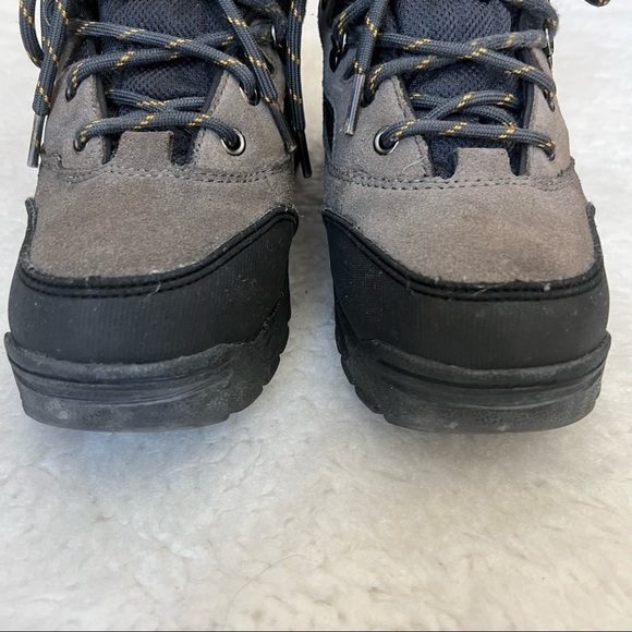 Faded Glory Cliff Hiking Men’s Chukka Boots size 7.5 main image 10